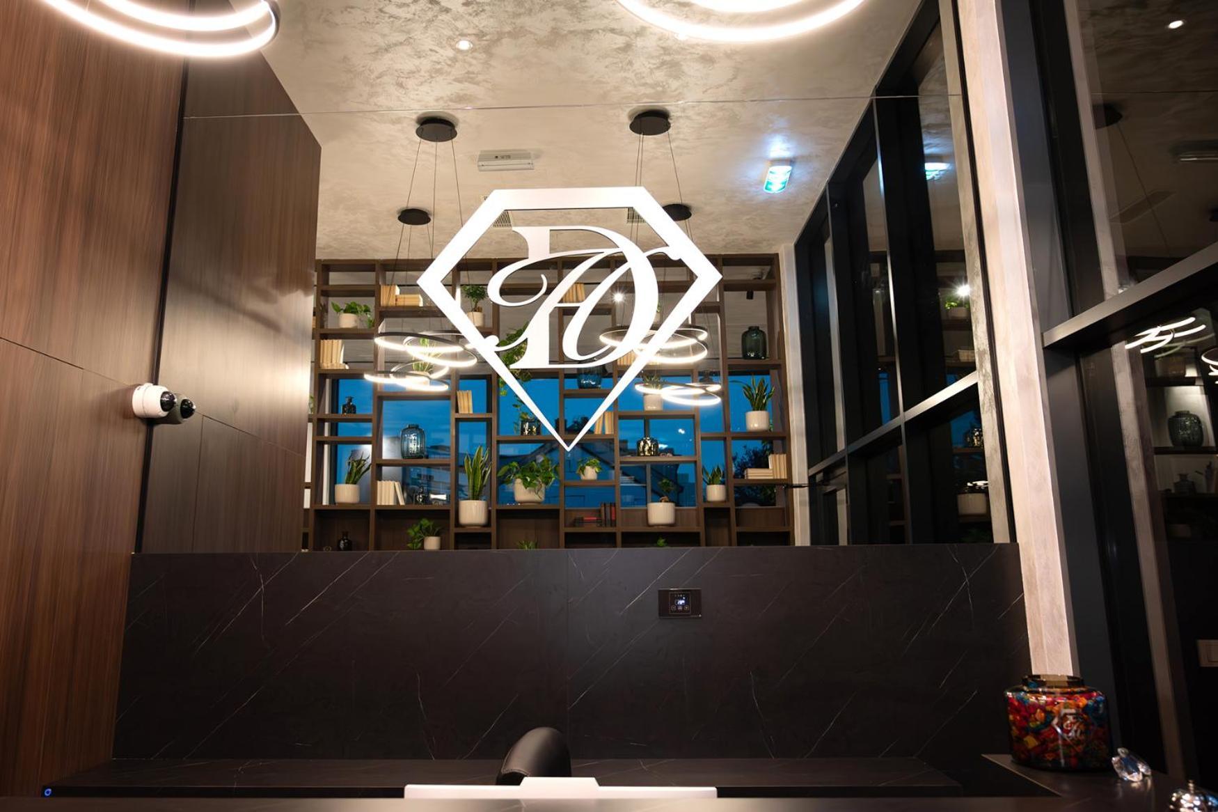 Diamond Hotel Загреб Экстерьер фото