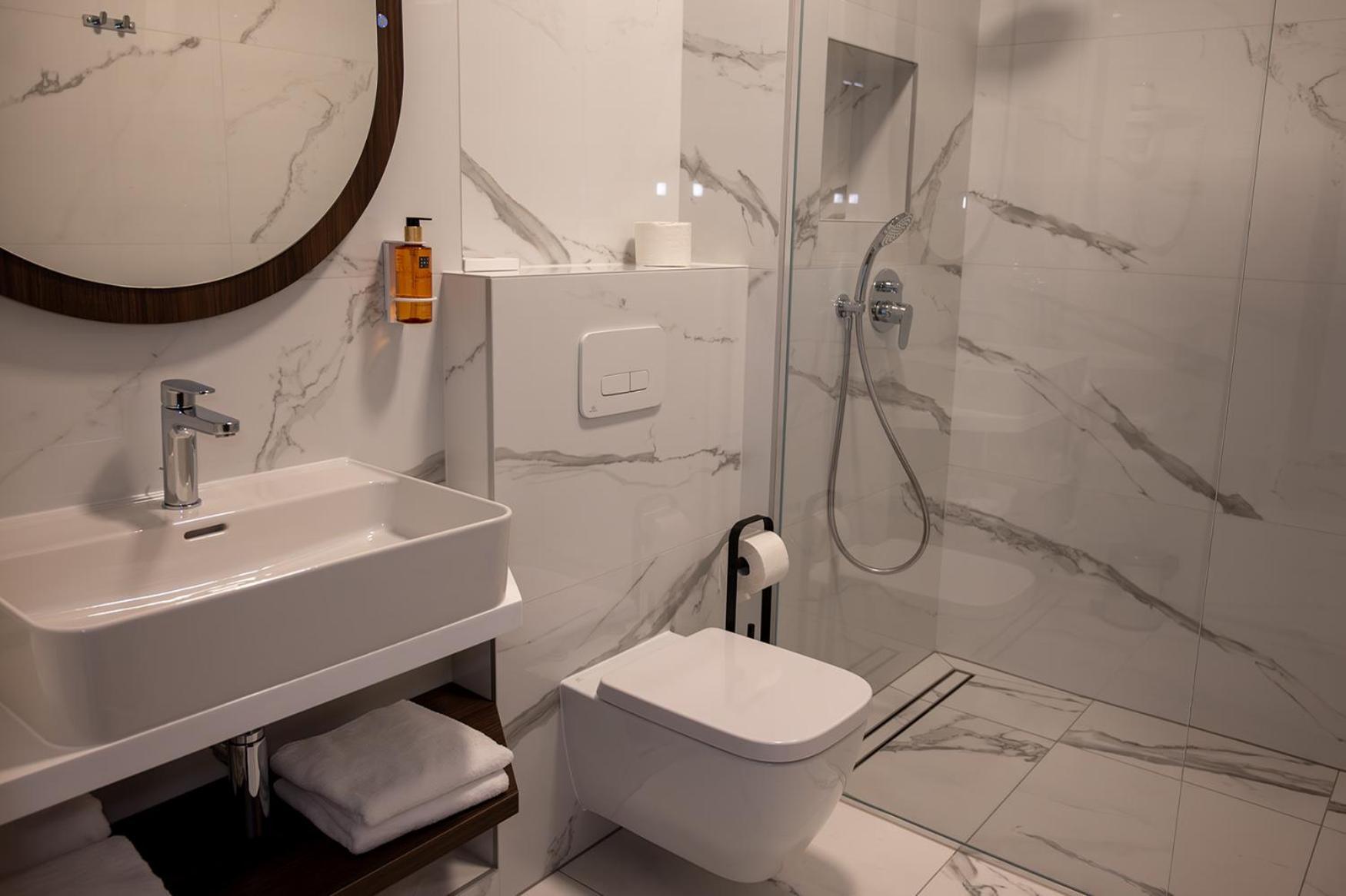 Diamond Hotel Загреб Экстерьер фото