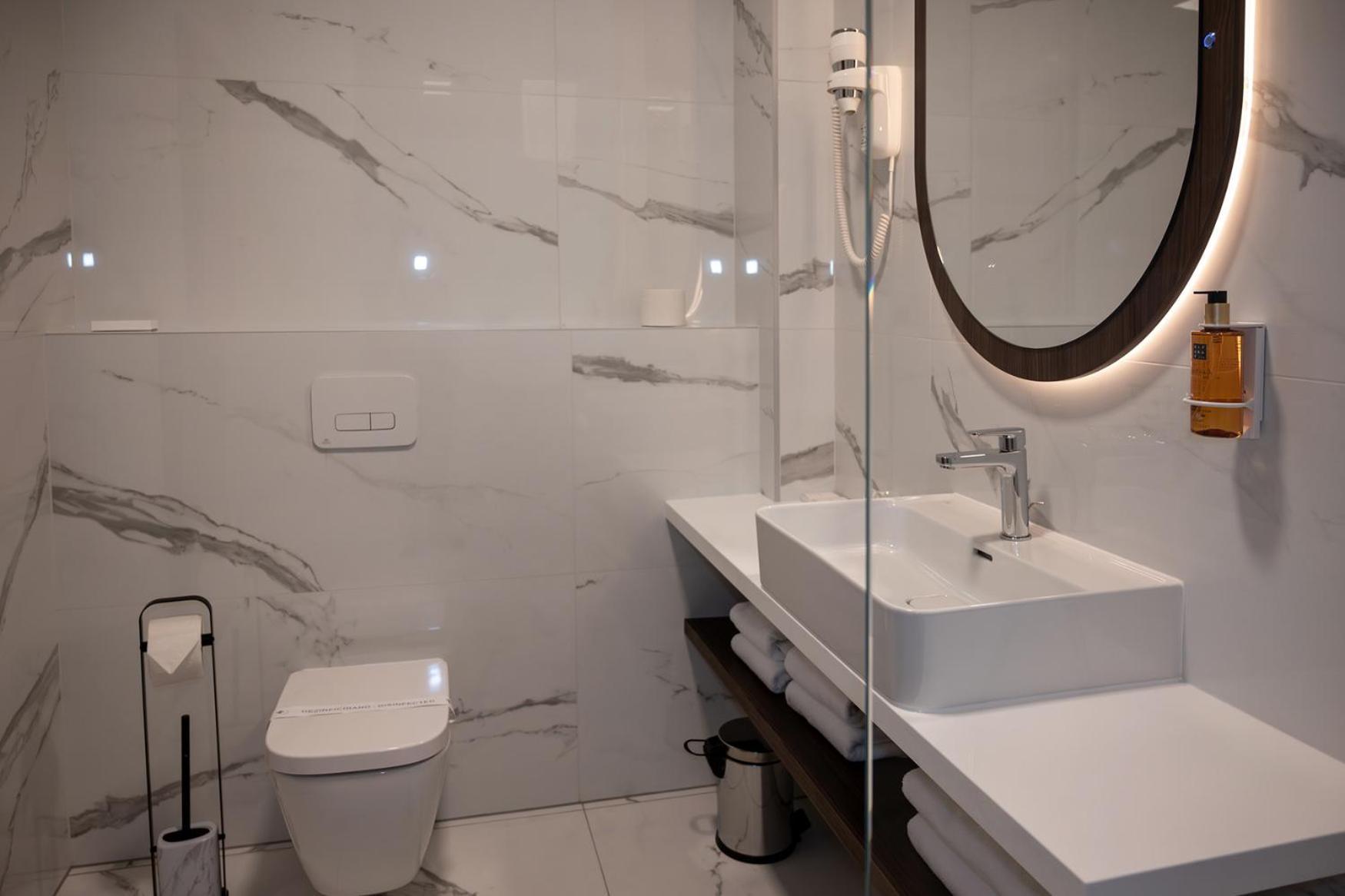 Diamond Hotel Загреб Экстерьер фото