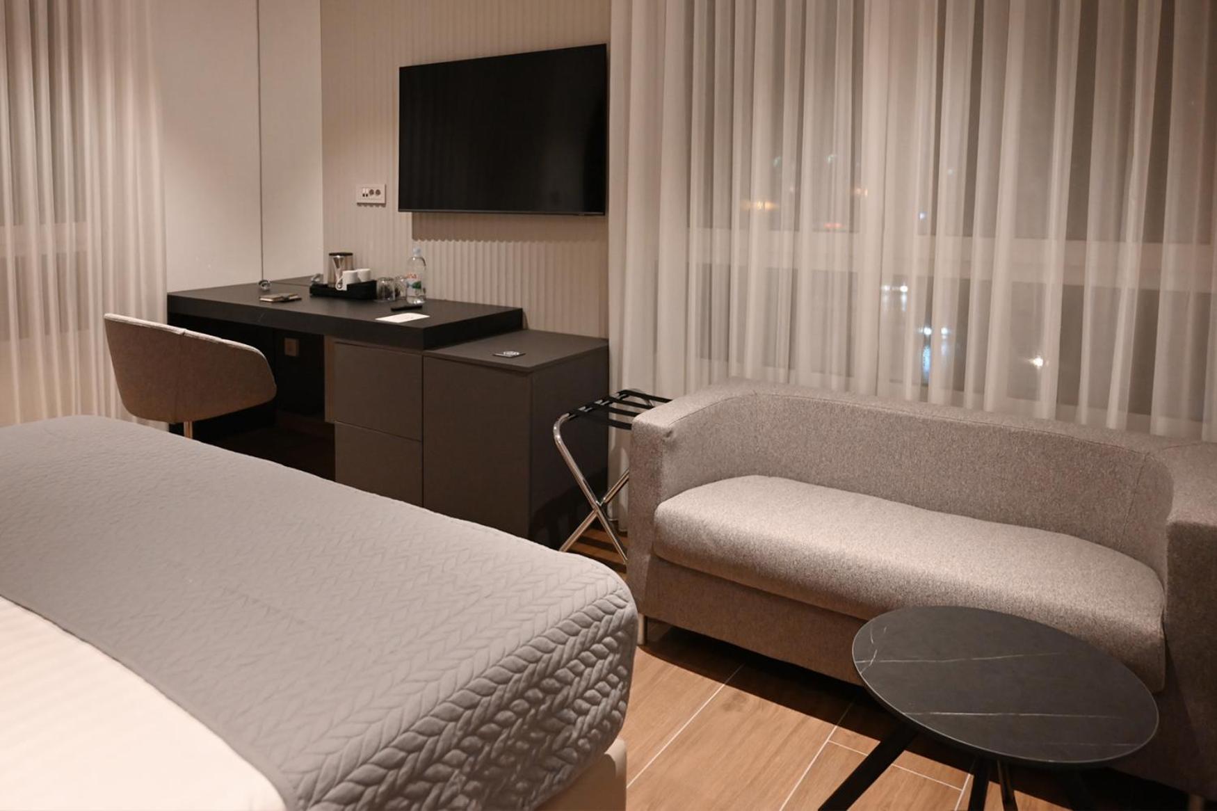 Diamond Hotel Загреб Экстерьер фото